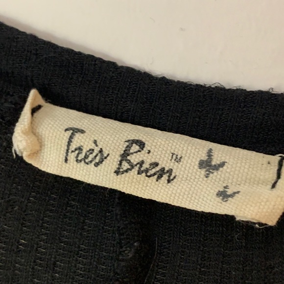 Black Ribbed A-Line High Low Short Sleeve Top - Picture 4 of 4